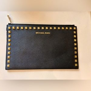 Michael Kors Large Selma Clutch